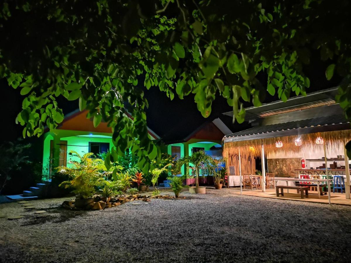 Papaya Cottage チャン島 エクステリア 写真