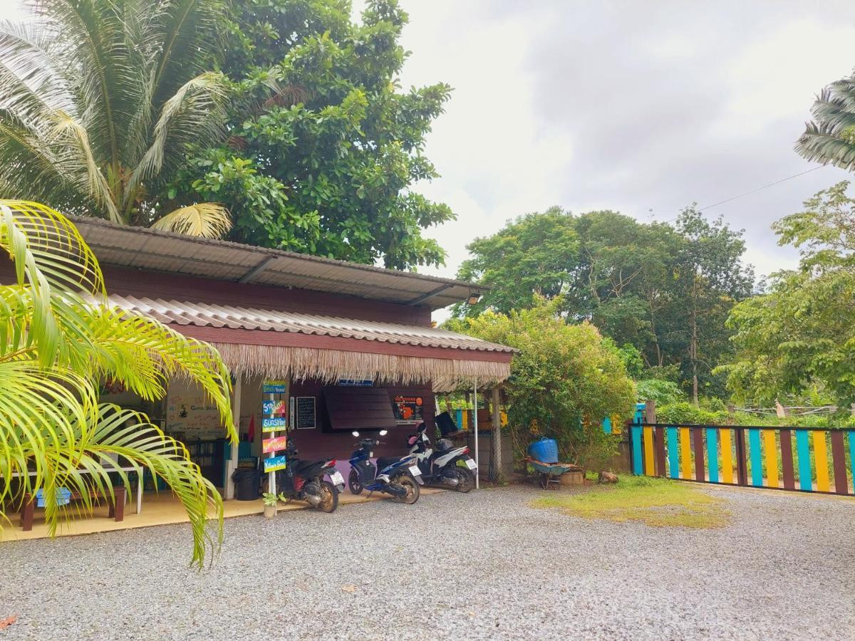 Papaya Cottage チャン島 エクステリア 写真